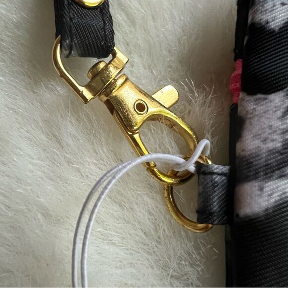 Simply Southern Phone Wristlet Marble Pattern Black/Grey/Pink NWT 🏷 - Picture 9 of 10